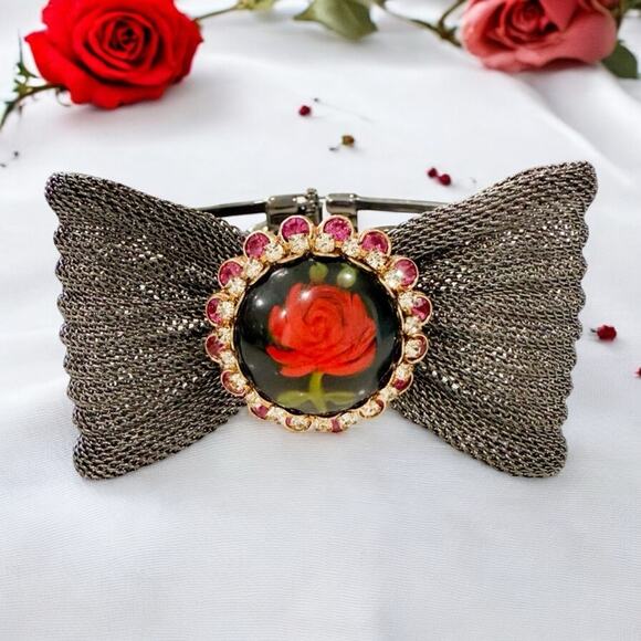 Rare Vintage Betsey Johnson Roses are Red Mesh Bow Bangle Bracelet - Picture 1 of 5